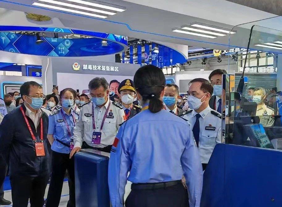 完美(中国)wanmei·官方网页版,亮相第十一届中国国际警用装备博览会 用创新技术“警”上添花